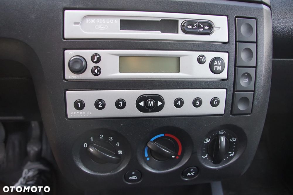 Auto na części - Ford Fiesta MK6 1.3 8V 70 KM A9JA 2S6R-7F094-DA Vitro 2003R Silnik Skrzynia Błotnik Drzwi Szyba Maska Klapa Zderzak Lusterko Sterownik Moduł Czujnik Deska Kokpit Licznik - 13