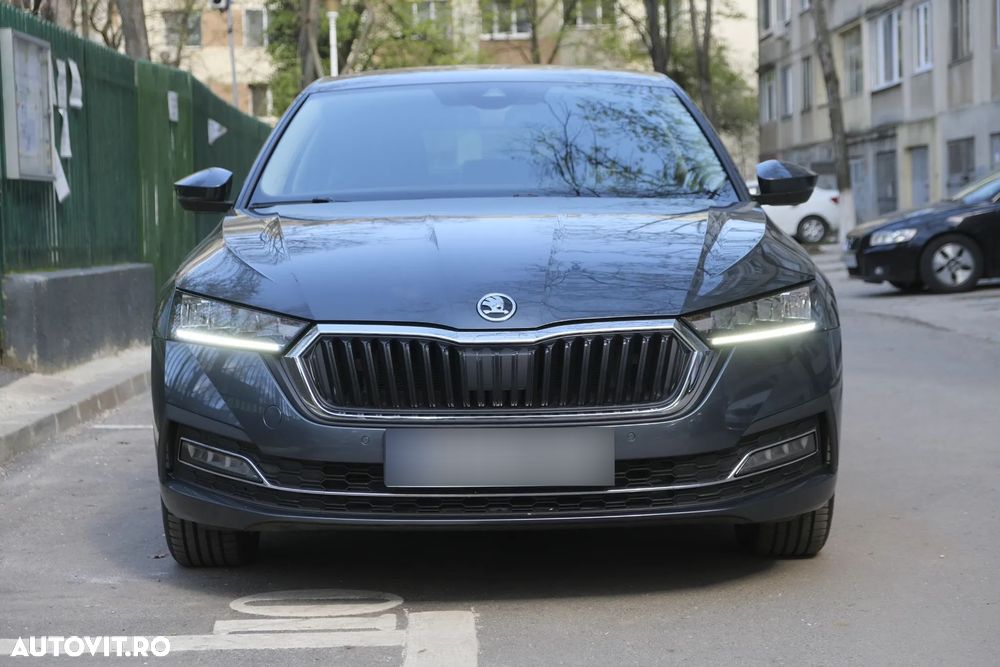 Skoda Octavia 2.0 TDI DSG Style - 1