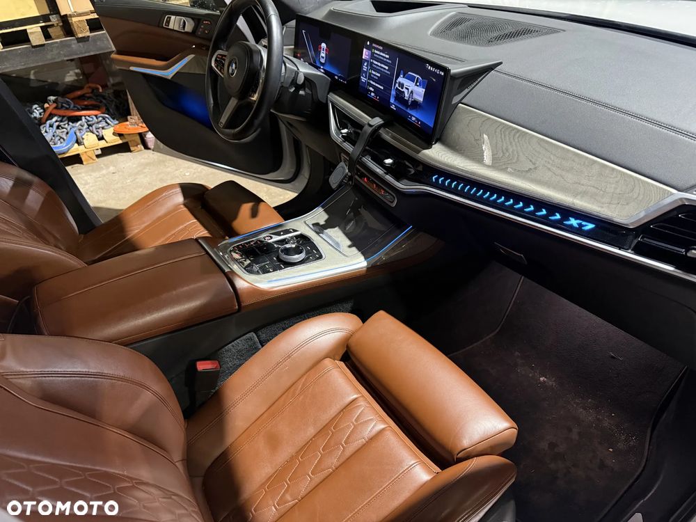 BMW X7 - 19