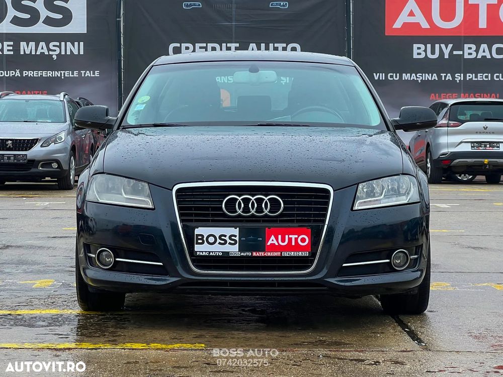 Audi A3 2.0 TDI Sportback DPF quattro S line Sportpaket - 2