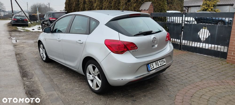 Opel Astra 1.3 CDTI Cosmo S&S - 4