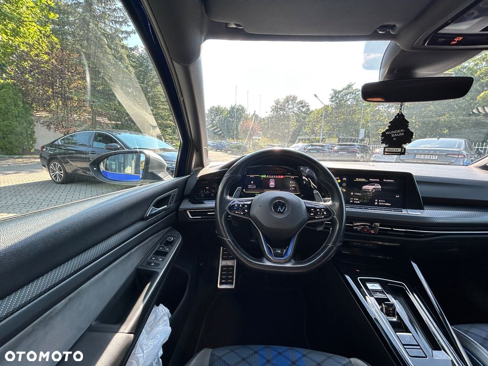 Volkswagen Golf - 13