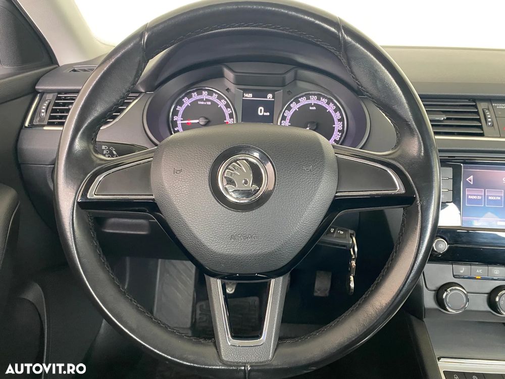 Skoda Octavia 1.6 TDI Ambition - 11