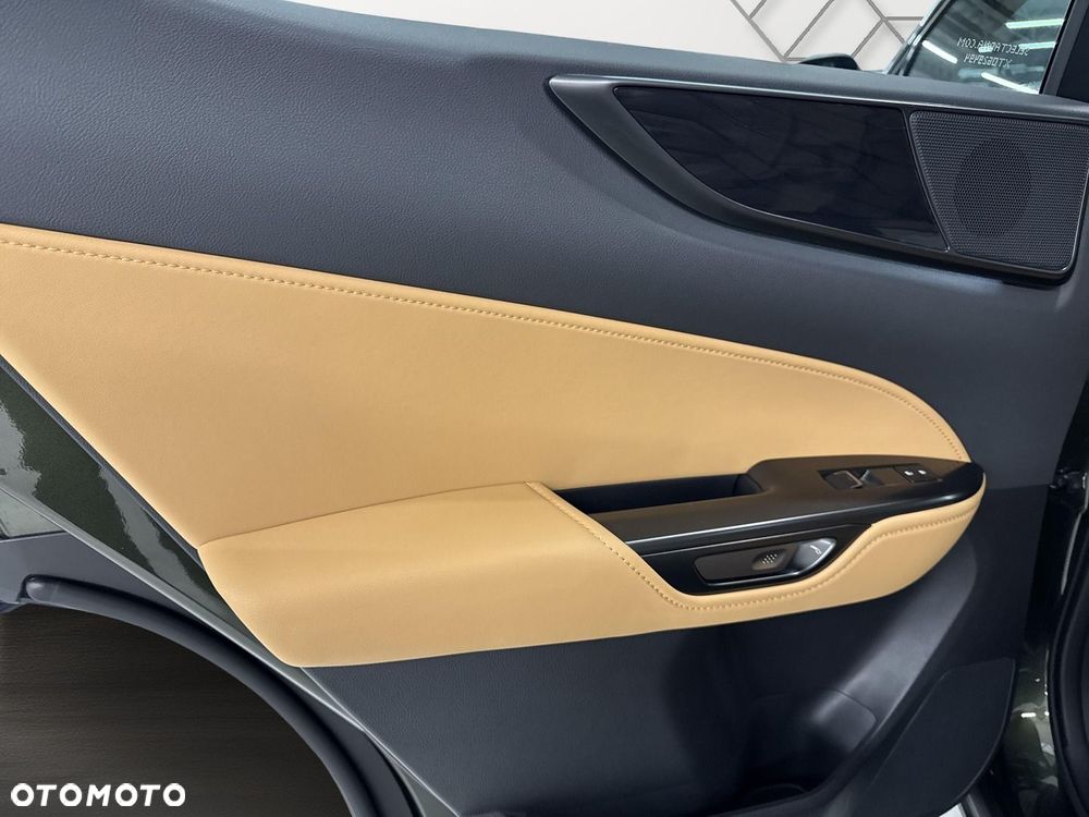 Lexus NX 350h Prestige AWD - 11