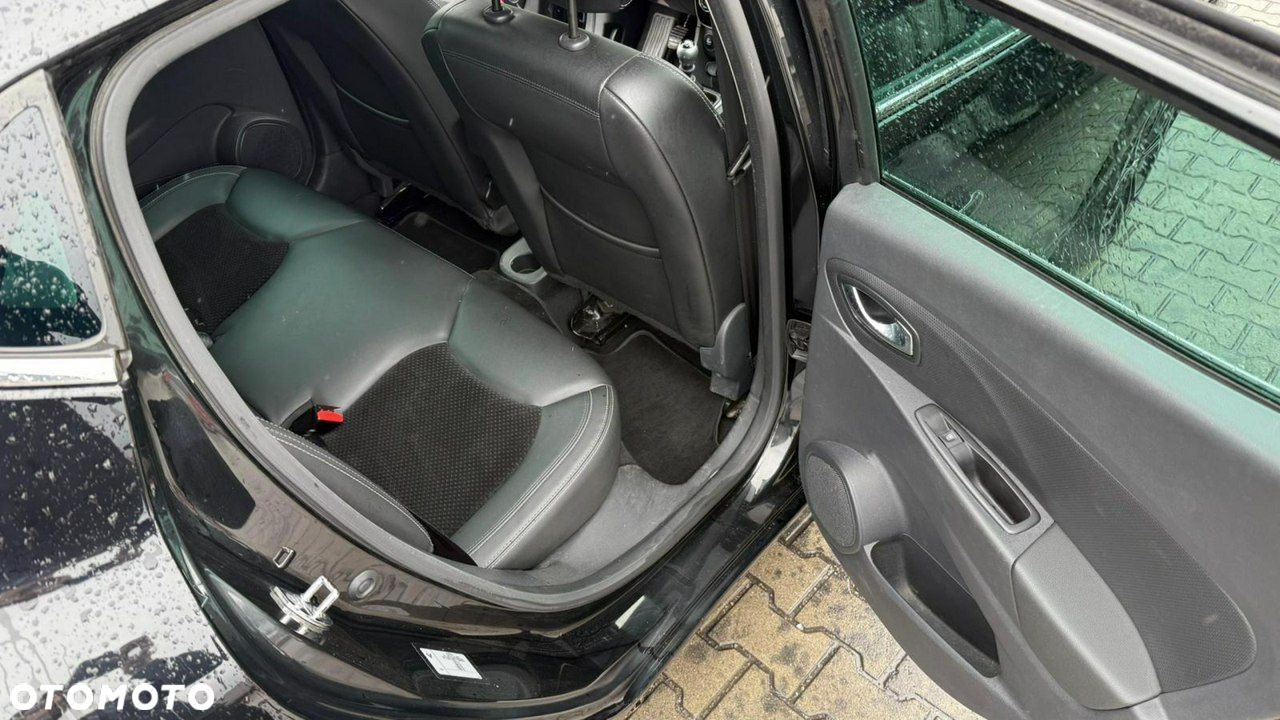 Renault Clio - 11