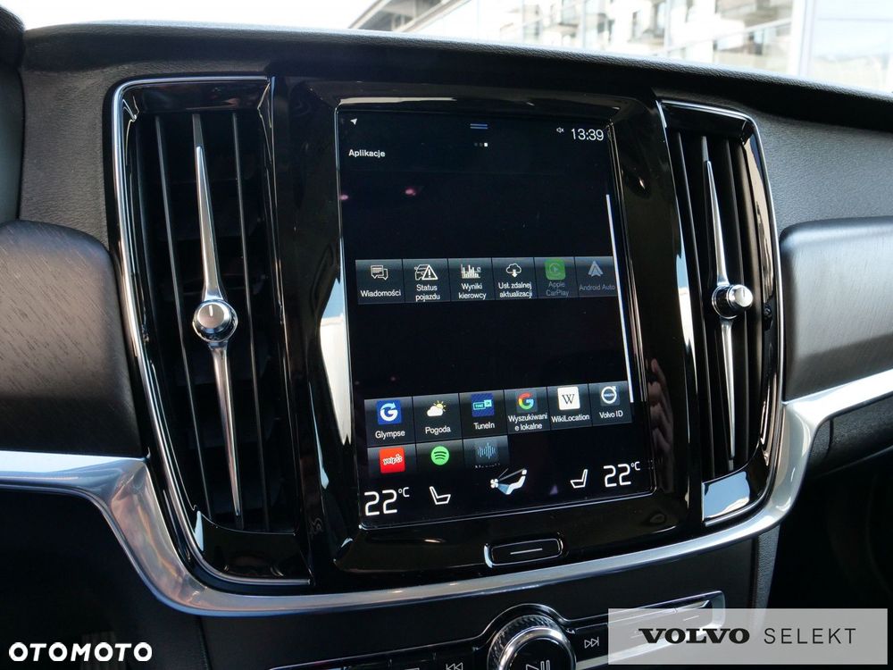 Volvo V90 Cross Country - 23