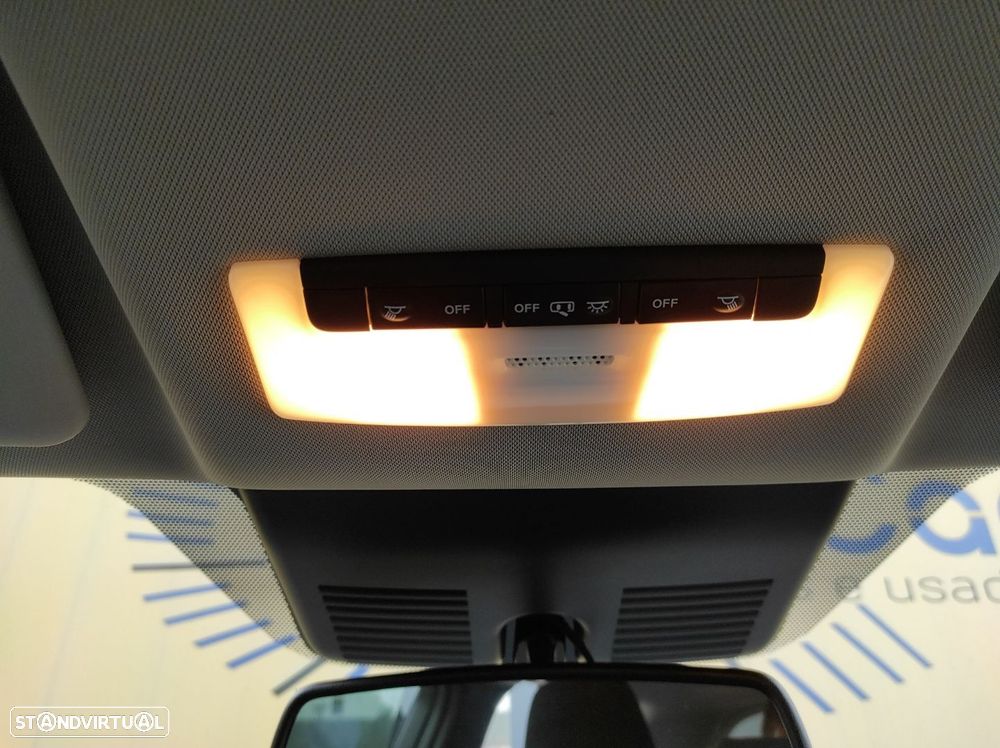 Nissan Leaf N-Connecta Full Led - 32