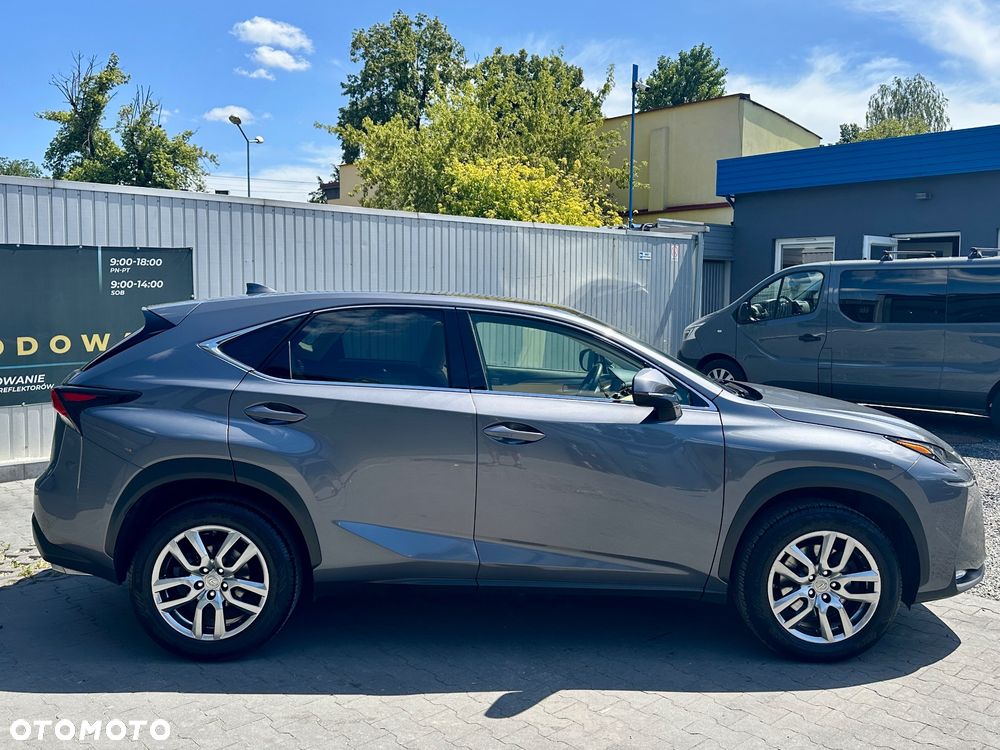 Lexus NX 200t Prestige AWD - 8