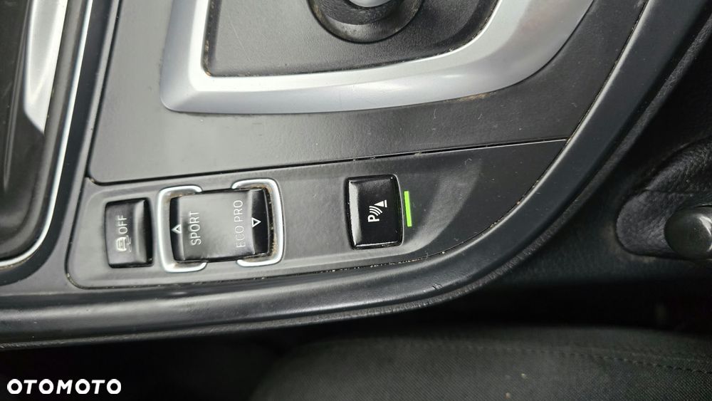 BMW Seria 3 - 30