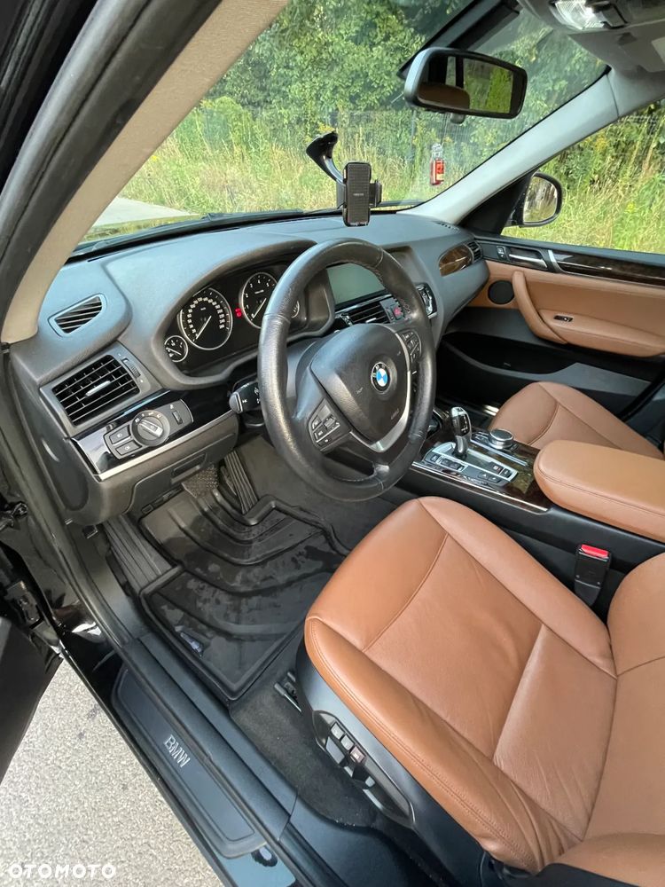 BMW X3 xDrive28i - 11