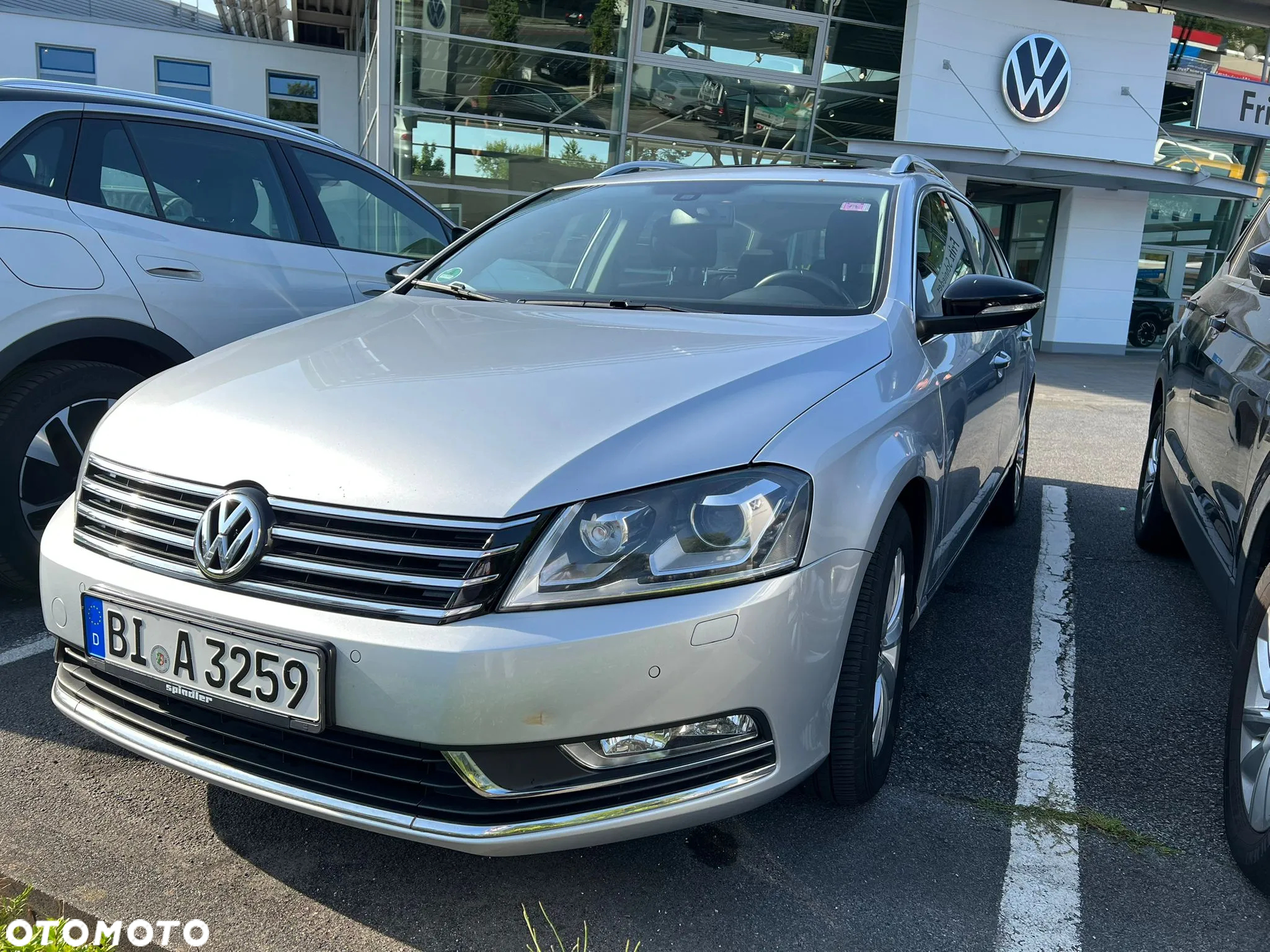 Volkswagen Passat 2.0 TDI Edition 40 DSG - 2