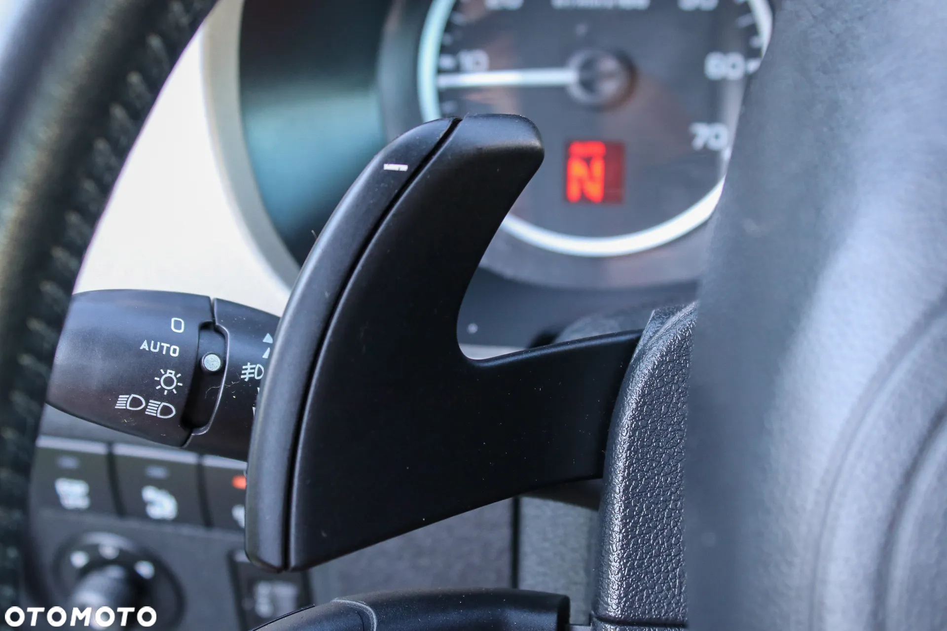 Citroën Berlingo Multispace e-HDi 90 FAP EGS6 Exclusive - 37