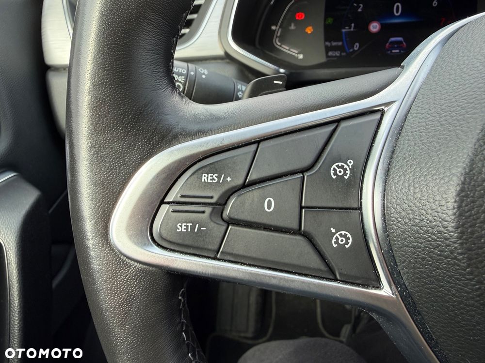 Renault Captur - 18