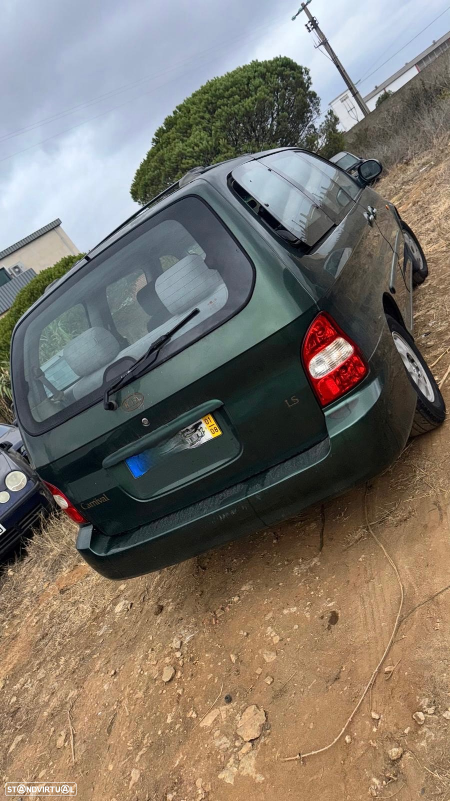Kia Carnival 2.9 Tdi de 2001 para peças - 5