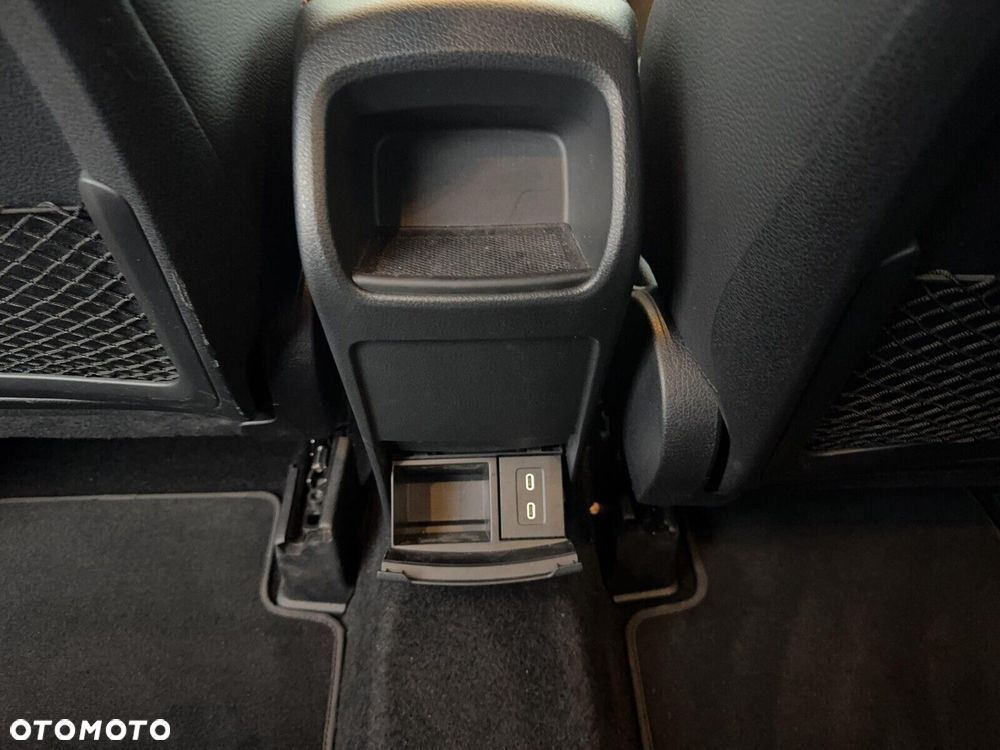 Mercedes-Benz GLB 200 AMG Line 7G-DCT - 20