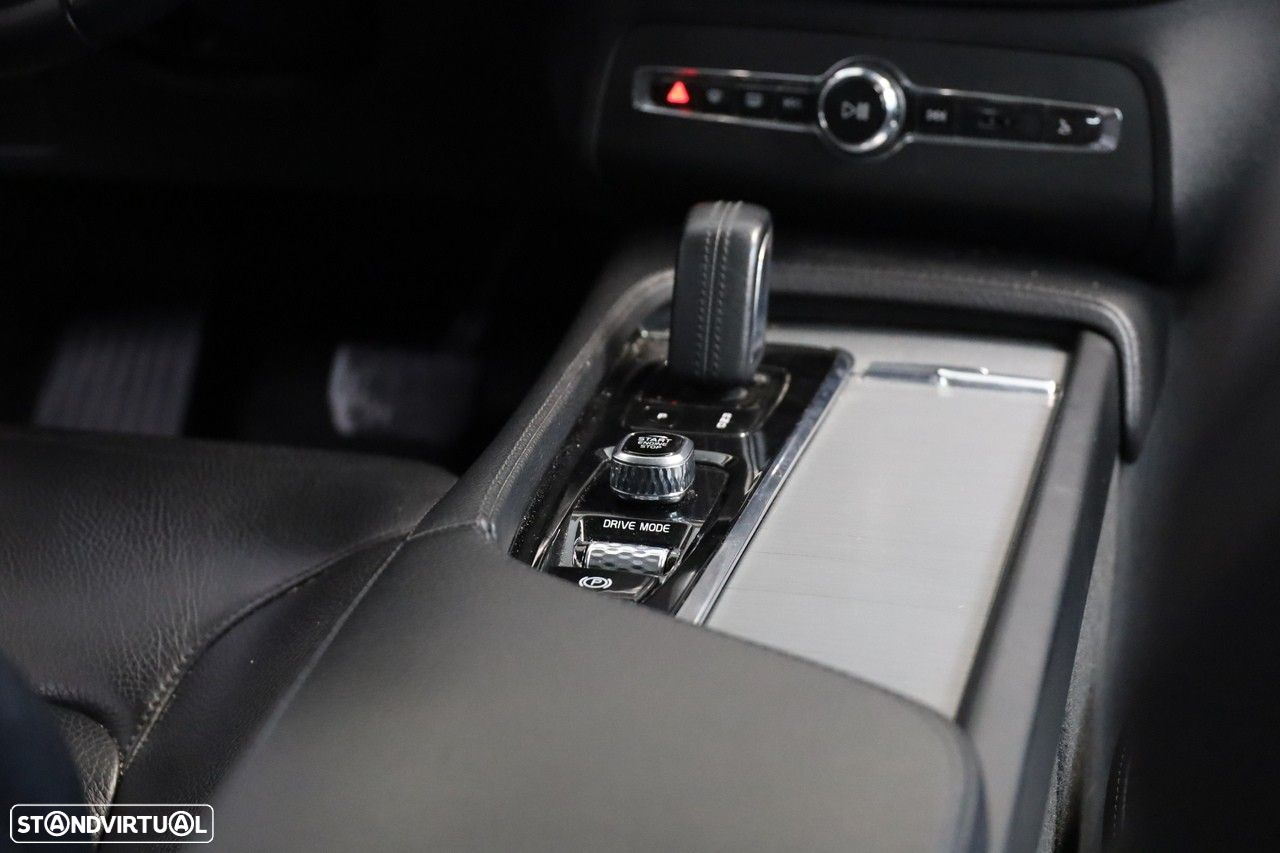 Volvo XC 90 2.0 T8 PHEV Inscription Expression AWD - 23