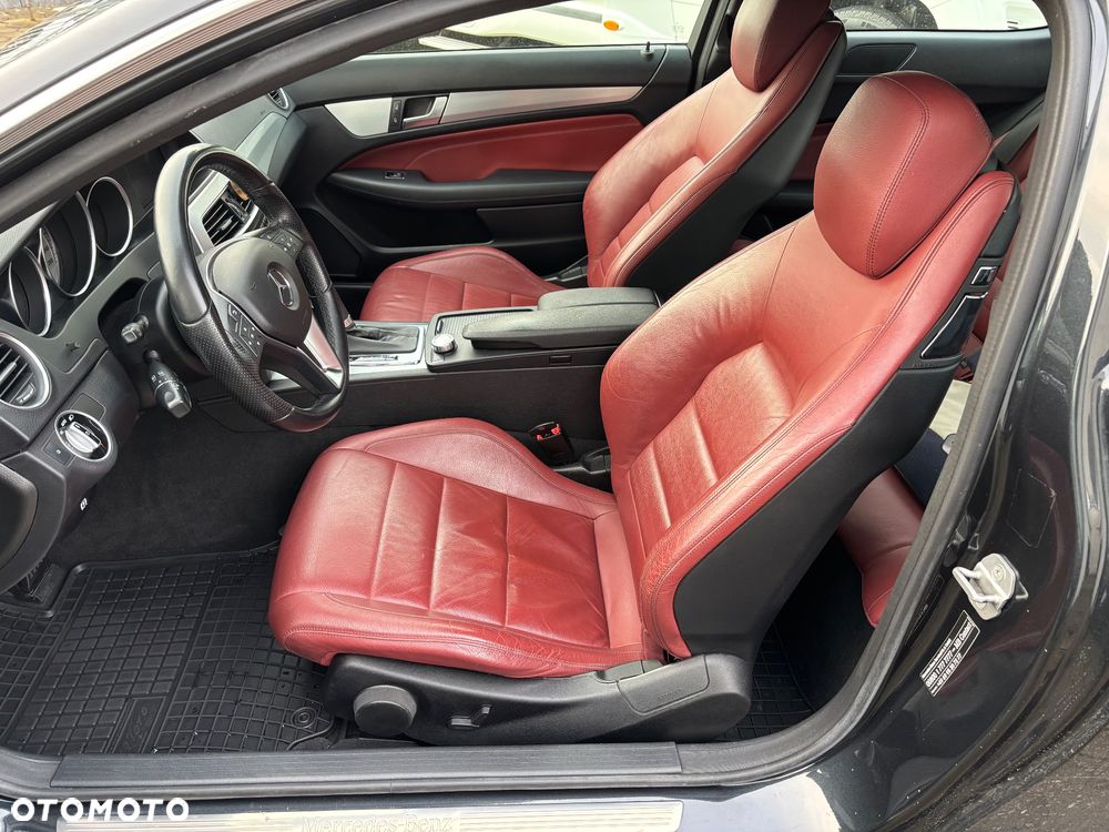Mercedes-Benz Klasa C 220 CDI DPF Coupe (BlueEFFICIENCY) 7G-TRONIC - 9