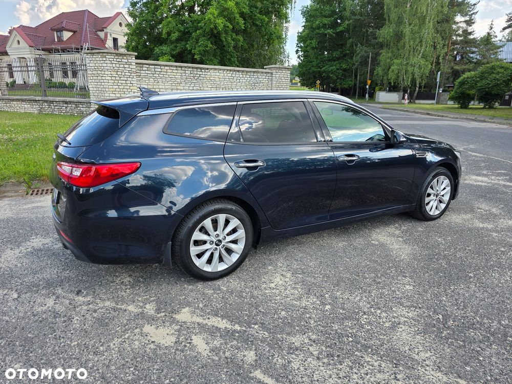 Kia Optima 1.7 CRDI L DCT - 22