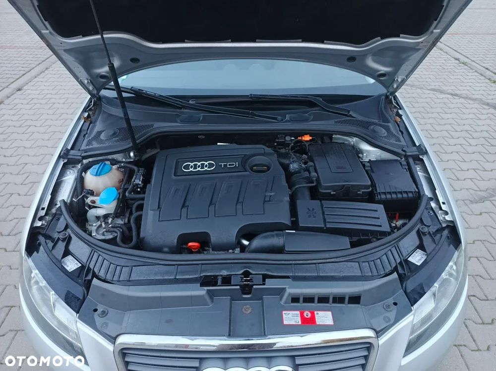 Audi A3 Sportback 1.6 TDI Attraction - 29