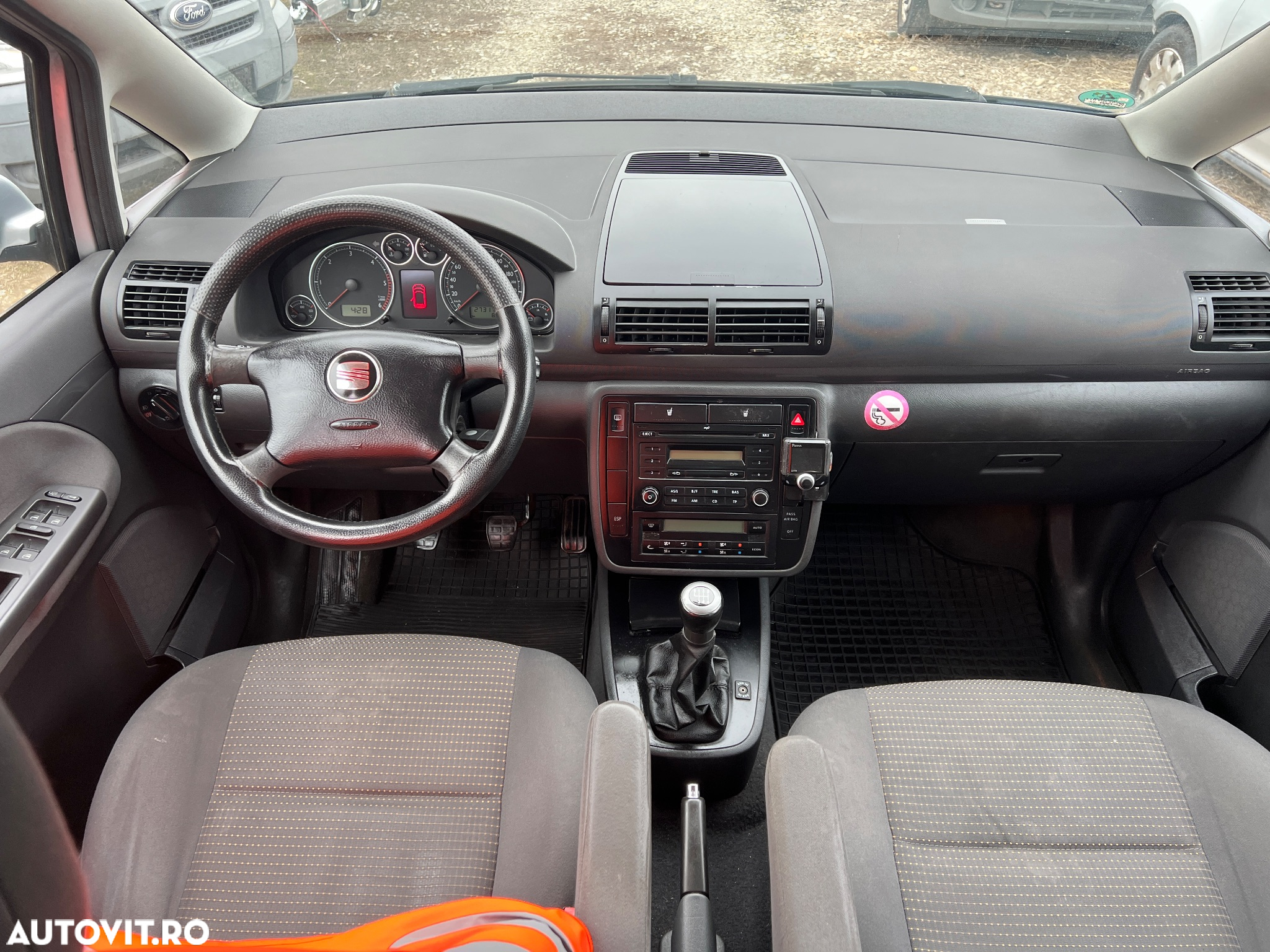 Volkswagen Sharan 2.0 TDI Comfortline - 9