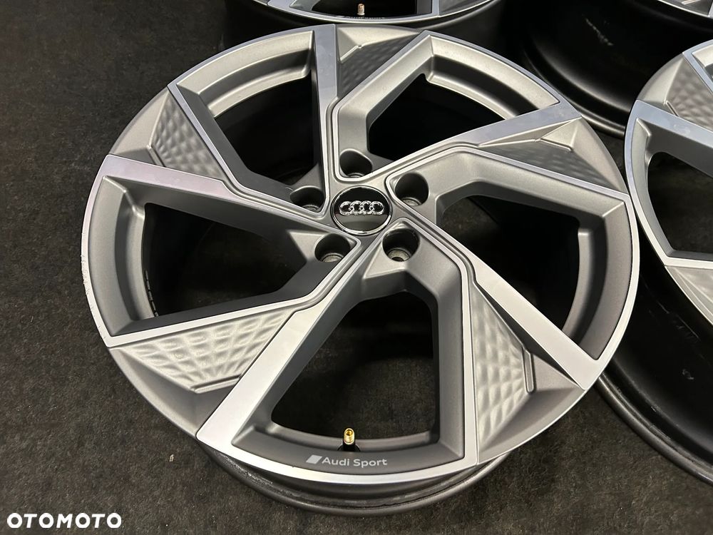 Alufelgi Audi S3, RS3 8Y0 19 cali 5x112 4szt. 8Y0601025Q - 6