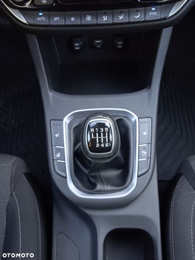 Hyundai i30 1.0 T-GDI Smart - 26