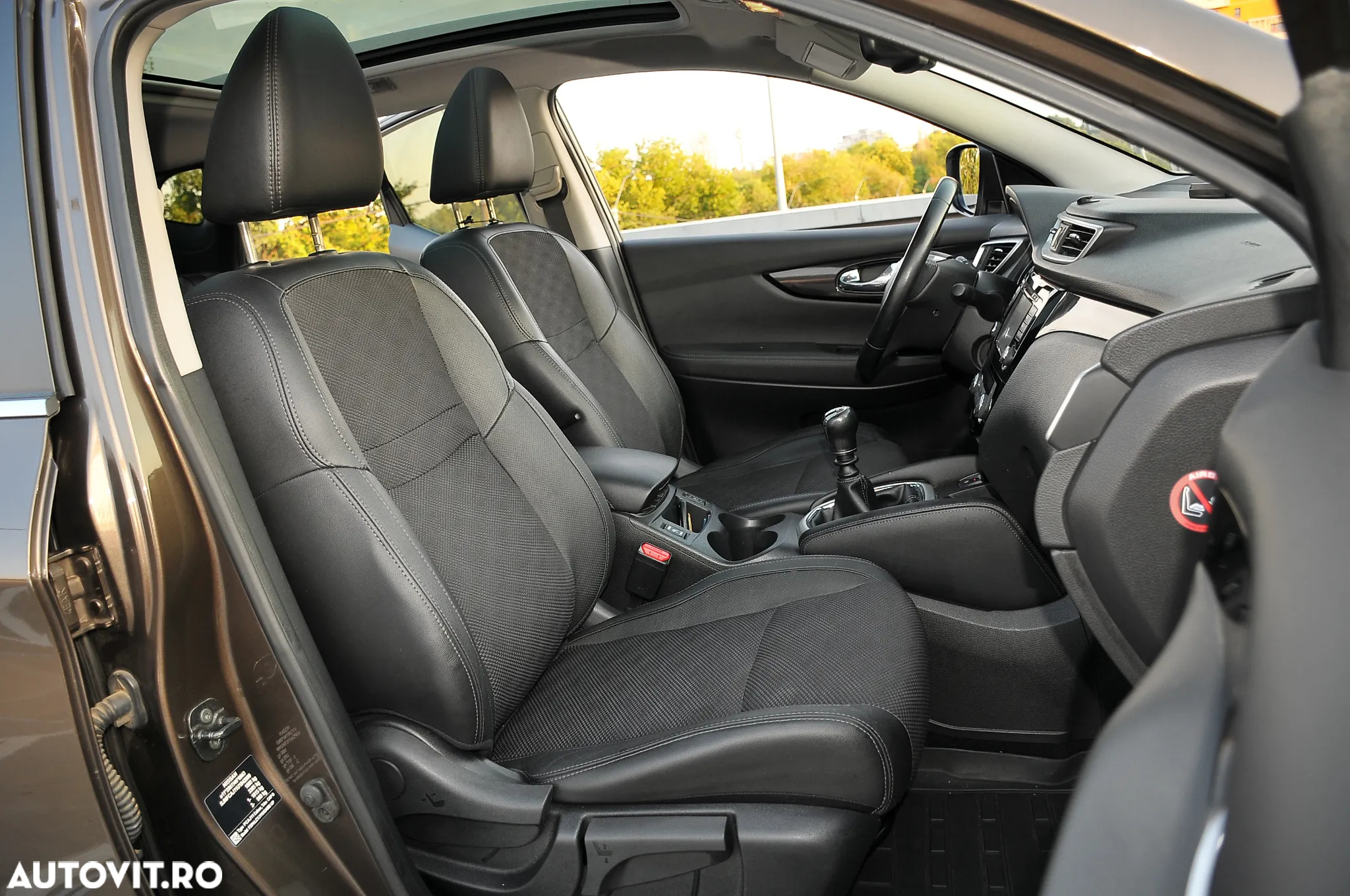 Nissan Qashqai 1.6 DIG-T TEKNA - 13