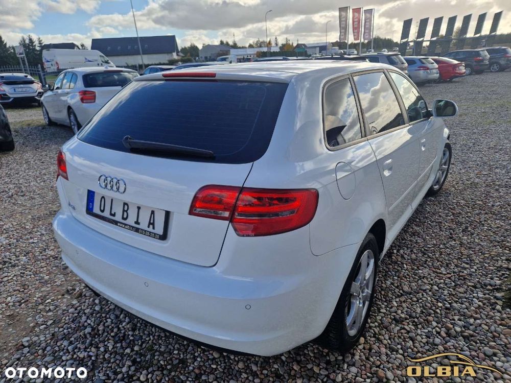 Audi A3 Sportback - 16