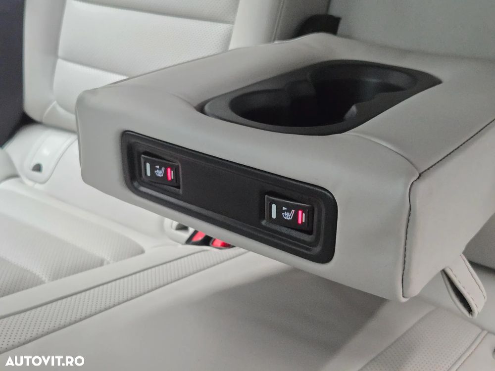 Renault Koleos BLUE dCi X-Tronic 4WD Initiale Paris - 29