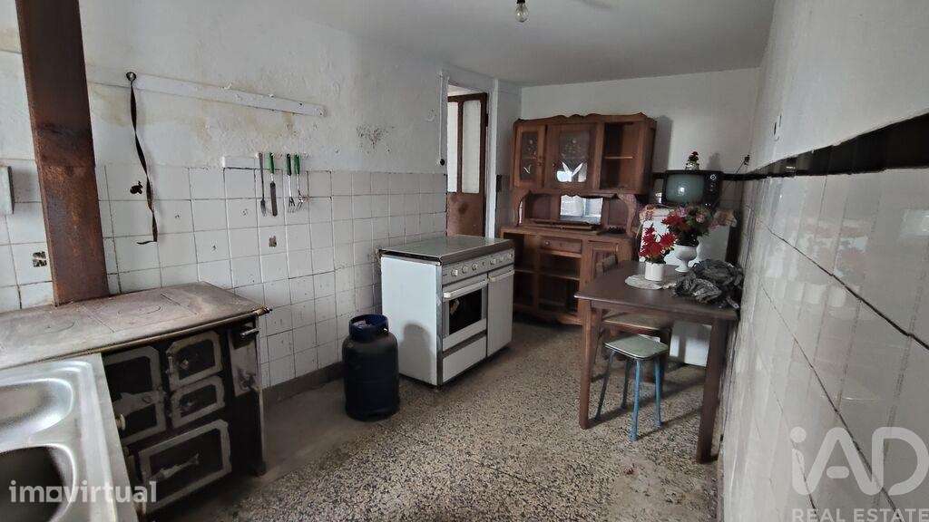 Casa / Villa T2 em Pedrógão Grande de 176,38 m2 - Grande imagem: 4/28