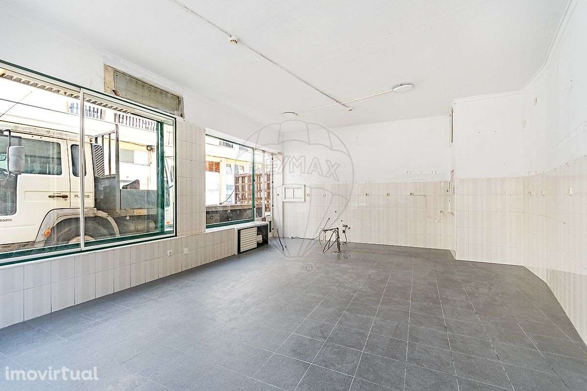 Loja  para arrendamento - Grande imagem: 2/26