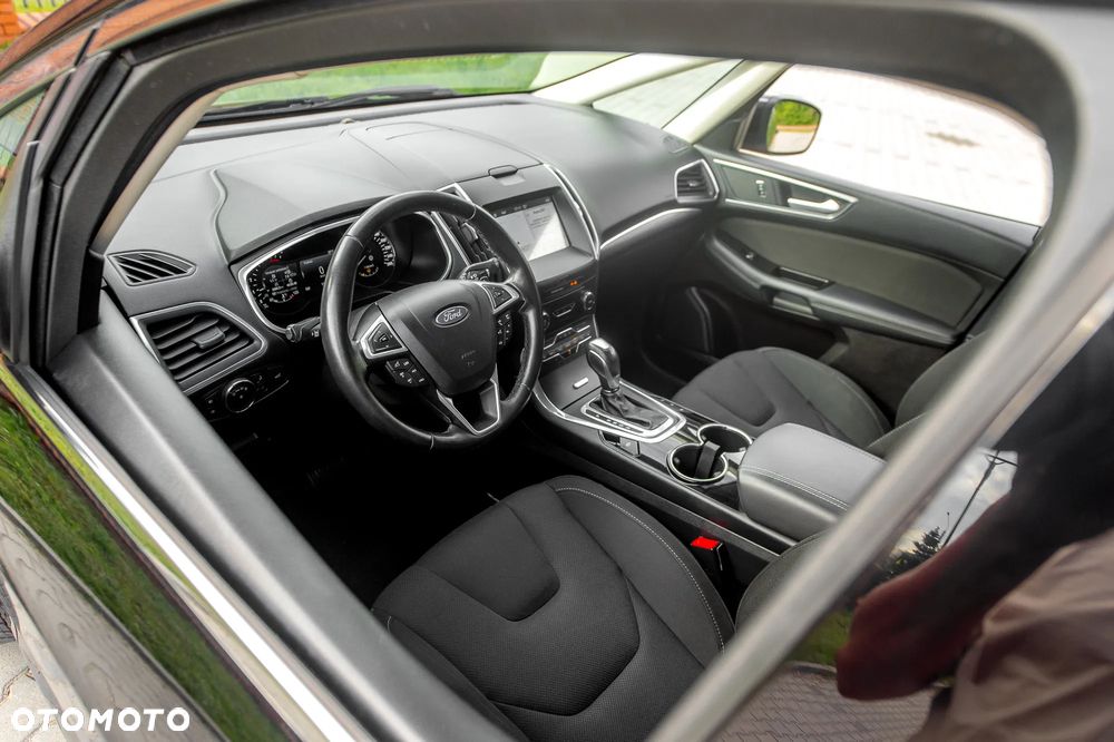 Ford S-Max 2.0 TDCi 4WD Titanium PowerShift - 21