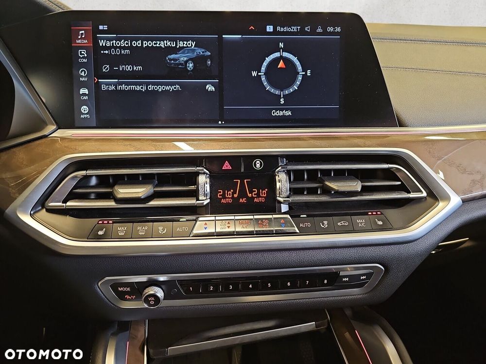 BMW X6 xDrive40i - 16