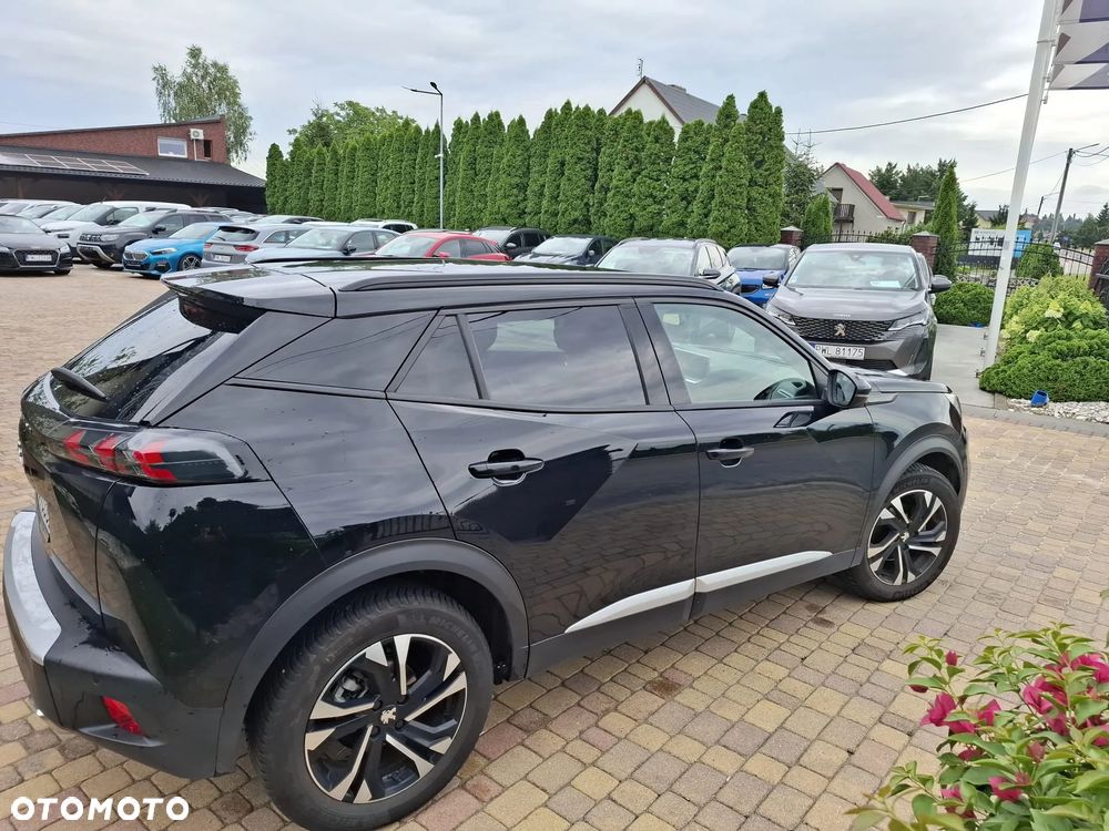 Peugeot 2008 PureTech 130 EAT8 GT - 8