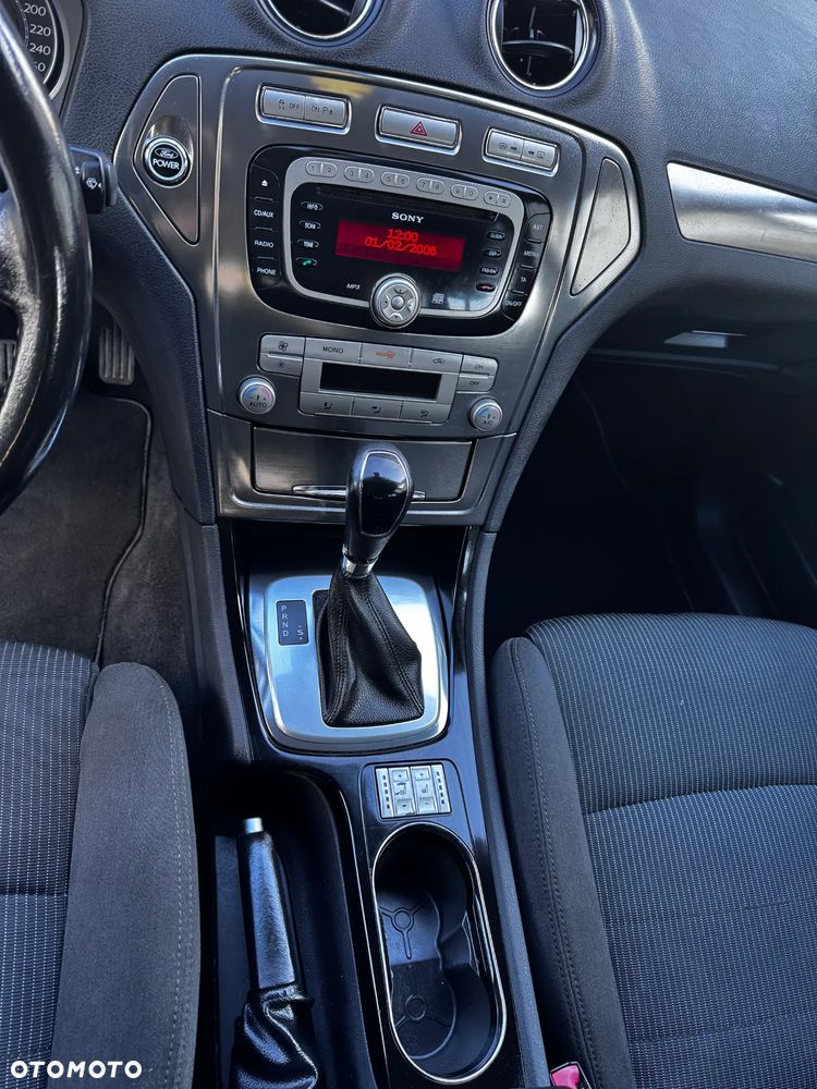 Ford Mondeo - 17
