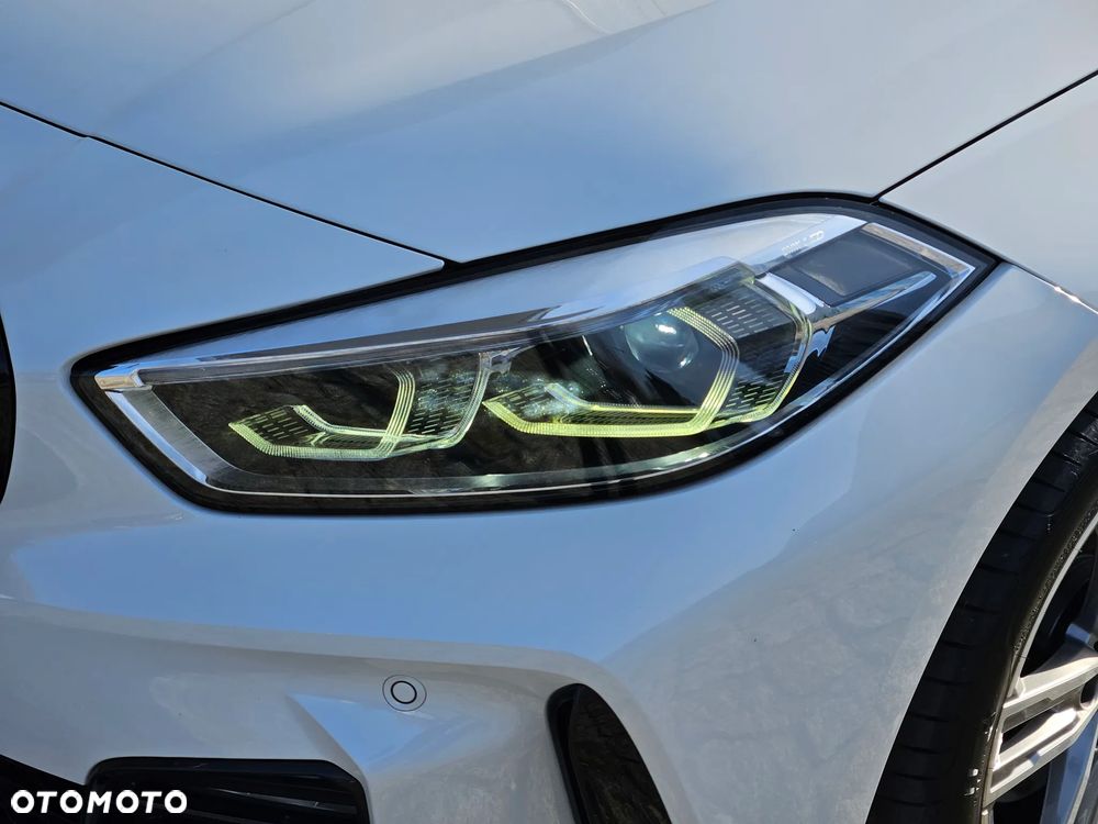 BMW Seria 1 118i M Sport - 11