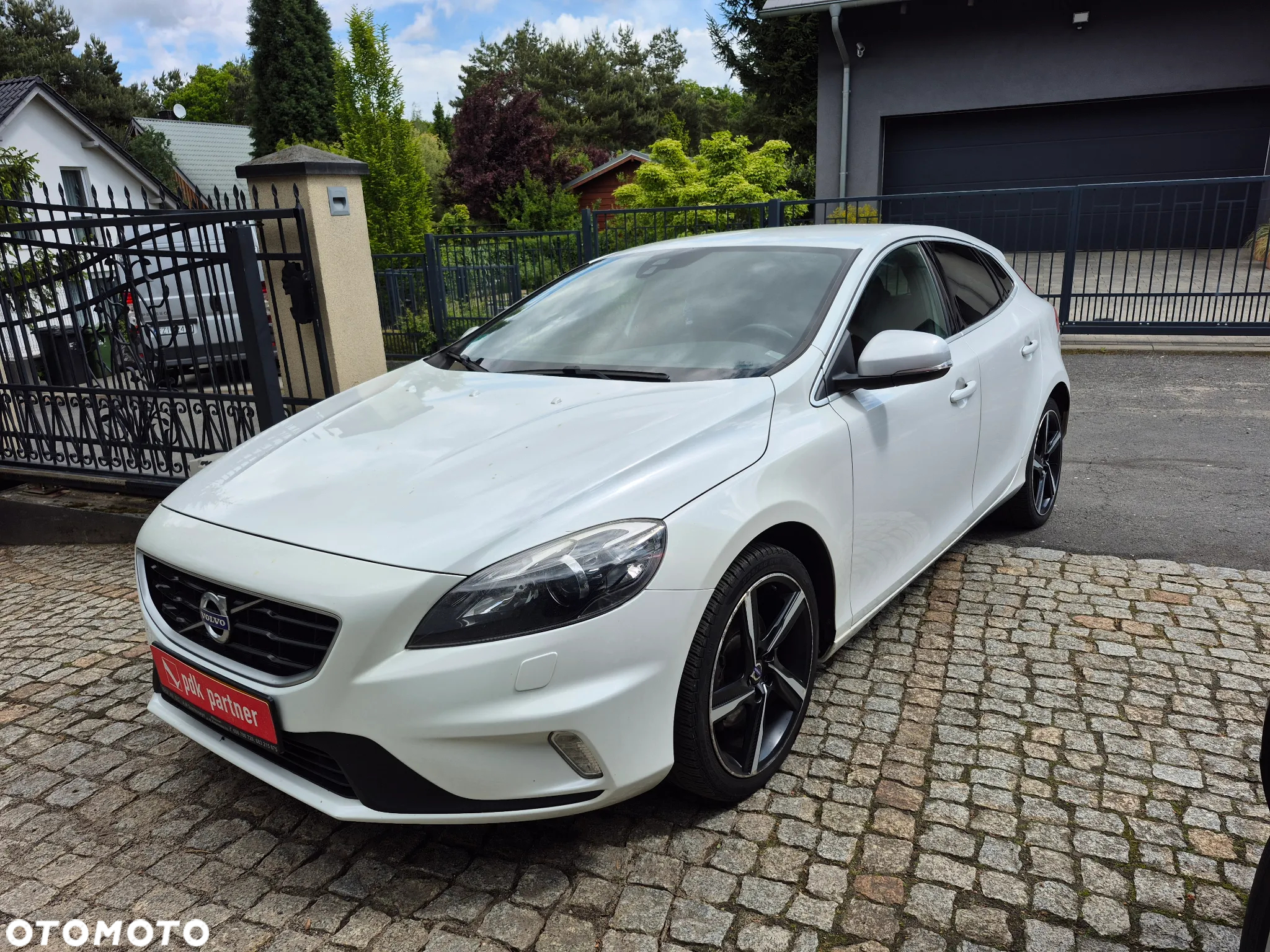Volvo V40 D2 Drive-E R-Design Momentum - 7