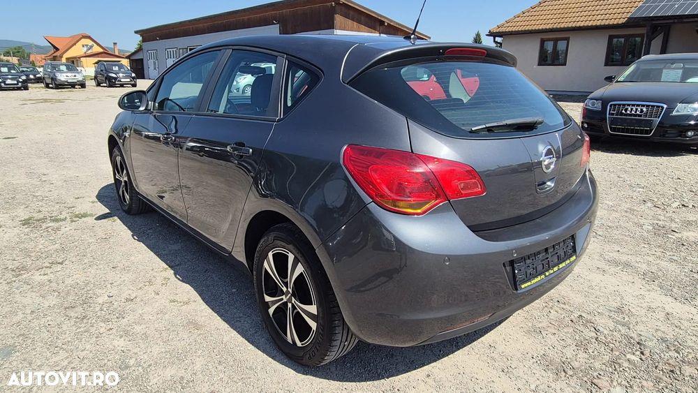 Opel Astra 1.4 ECOFLEX Edition - 4