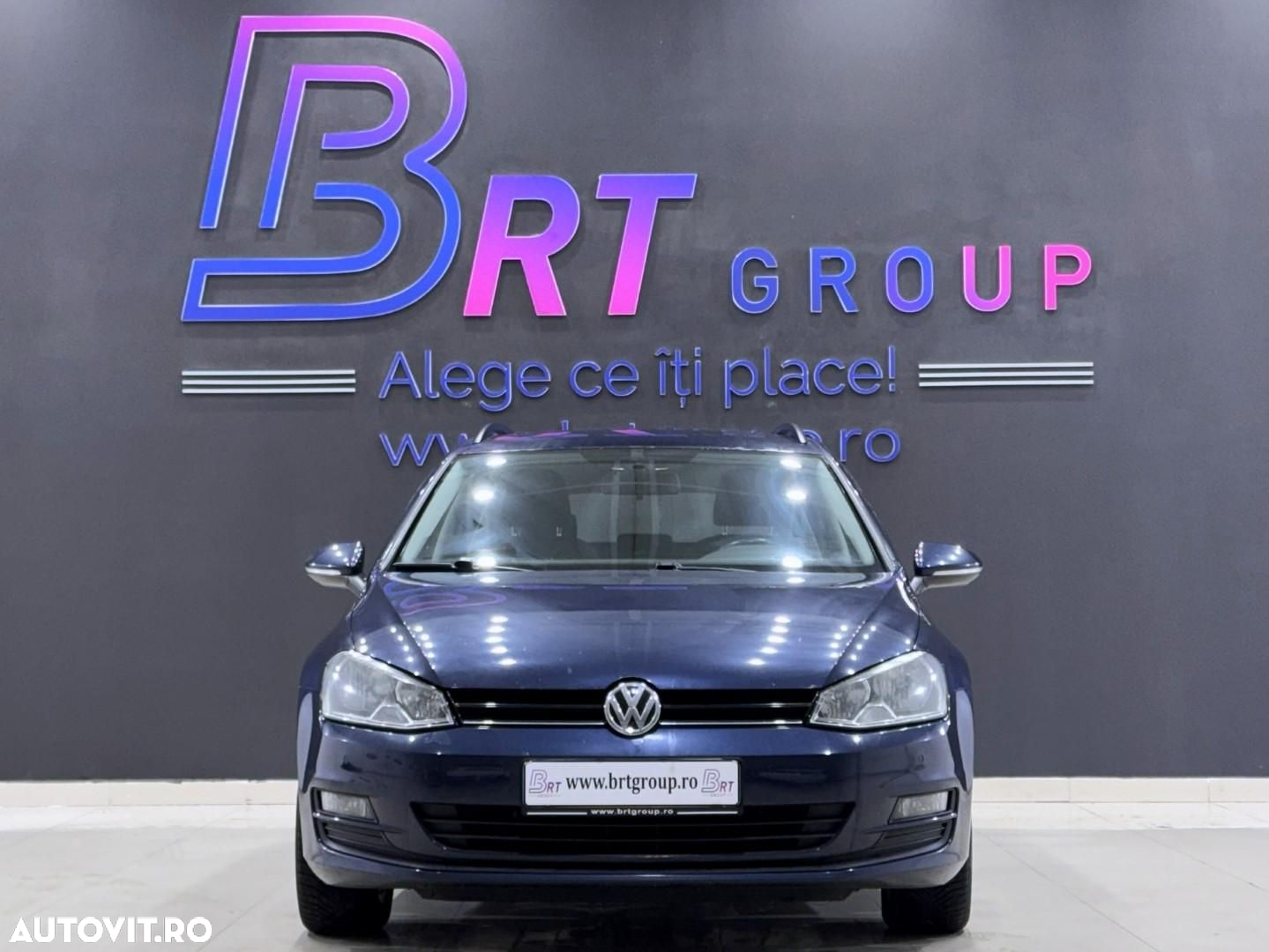 Volkswagen Golf - 2