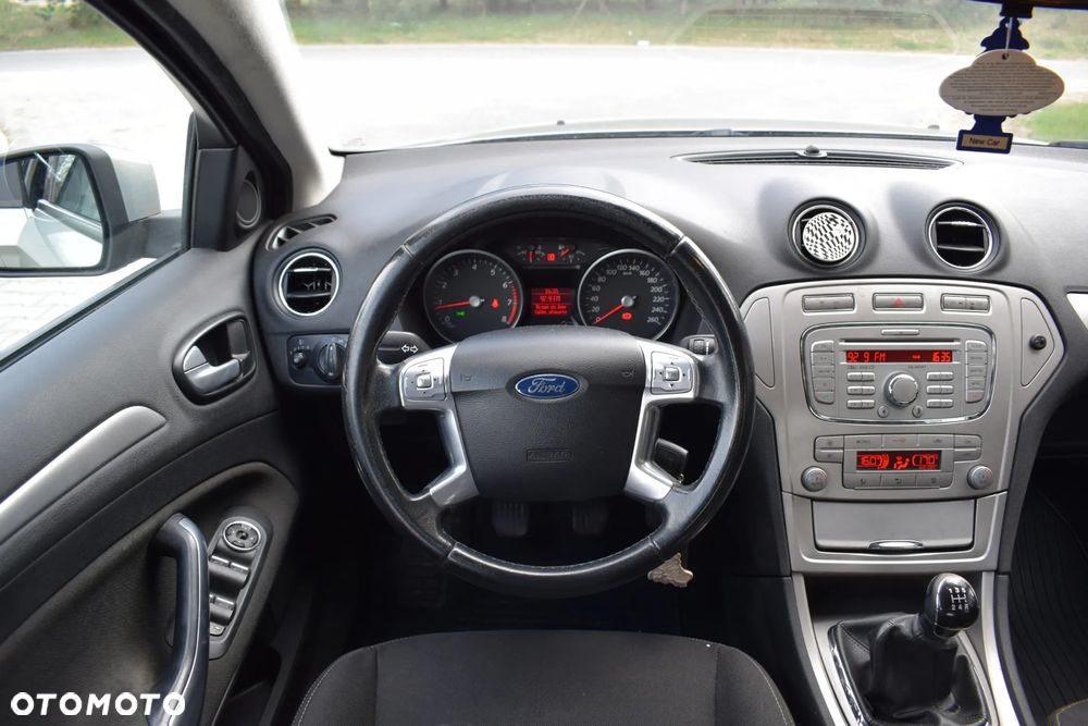 Ford Mondeo - 7