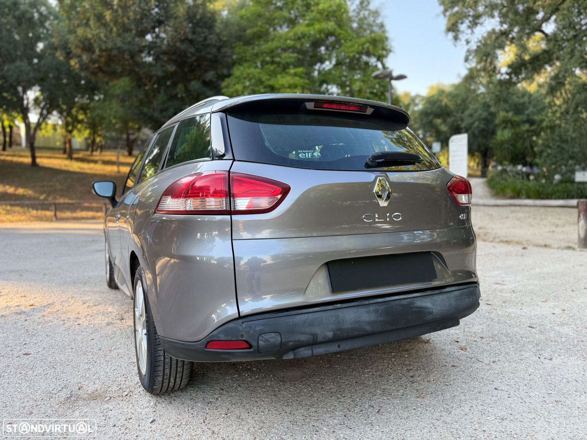 Renault Clio Sport Tourer 1.5 dCi Dynamique S - 12