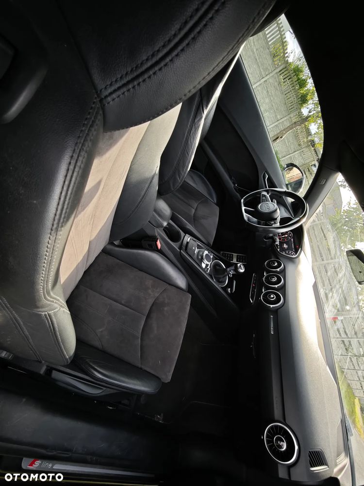 Audi TT Coupé - 13