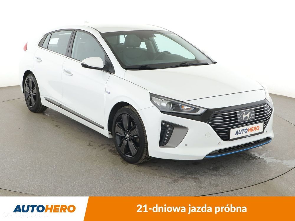 Hyundai IONIQ - 8
