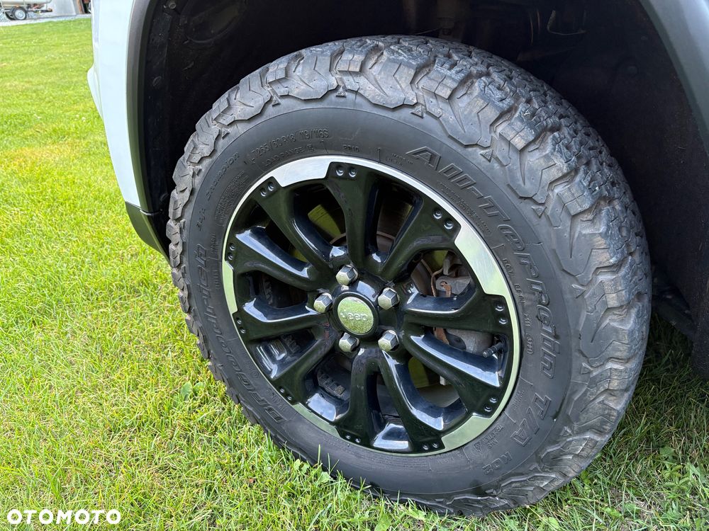 Jeep Grand Cherokee 3.0 CRD Laredo EU6 - 14
