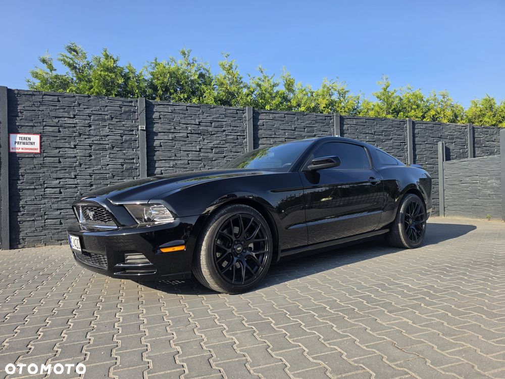 Ford Mustang - 1
