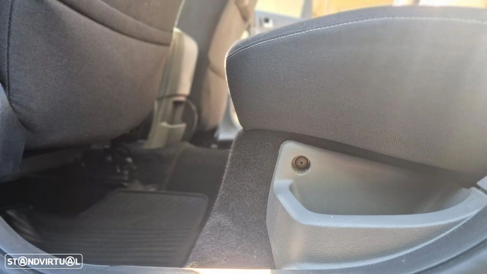 Ford Focus SW 1.6 TDCi Trend - 25