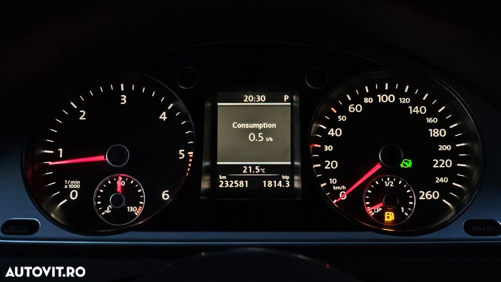 Volkswagen Passat - 24