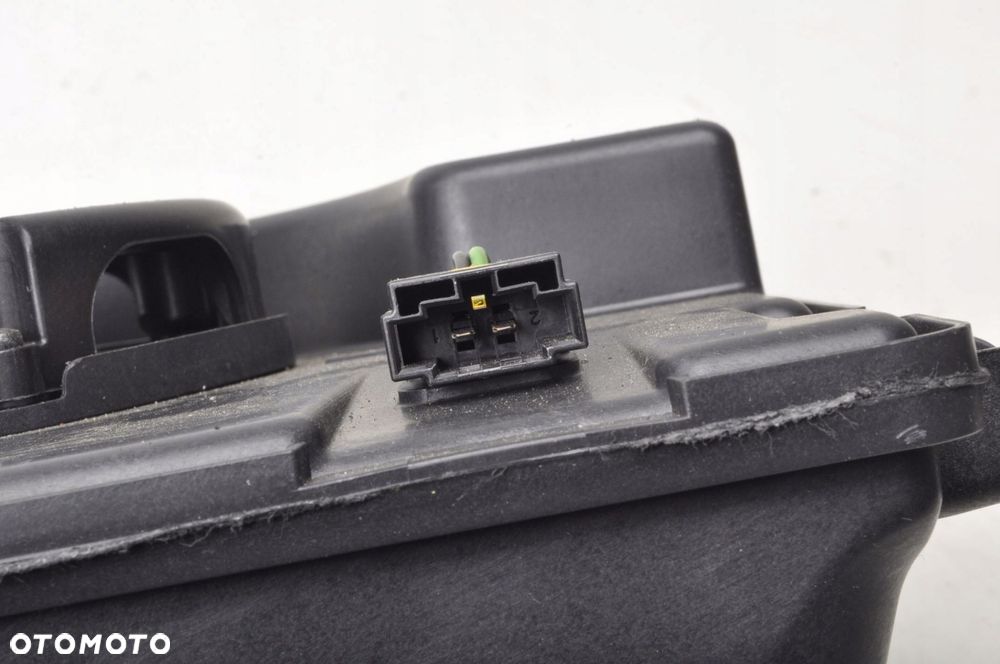 BENTLEY BENTAYGA AUDI Q7 4M SUBWOOFER 4M0035621 - 5