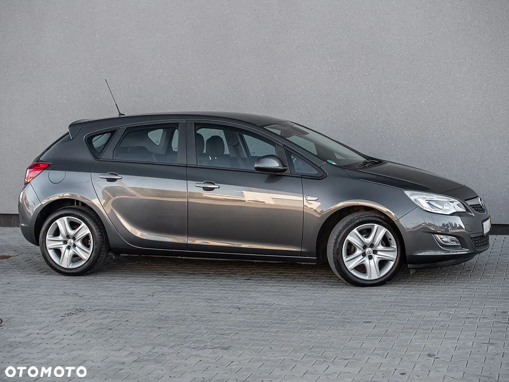 Opel Astra - 3