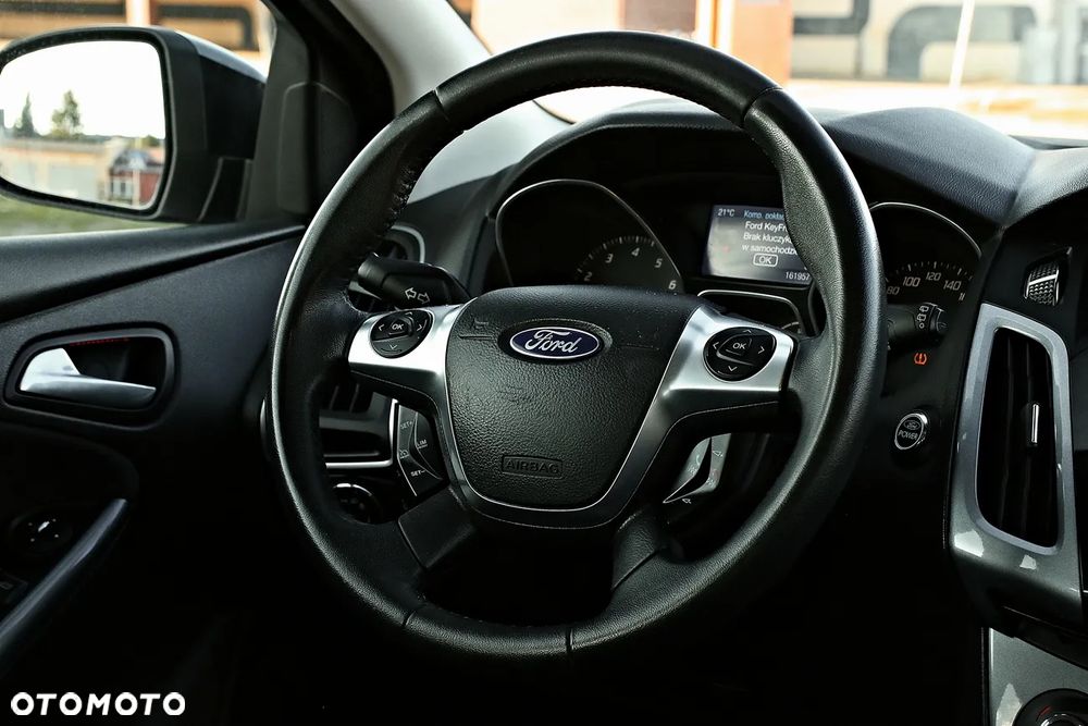 Ford Focus - 21